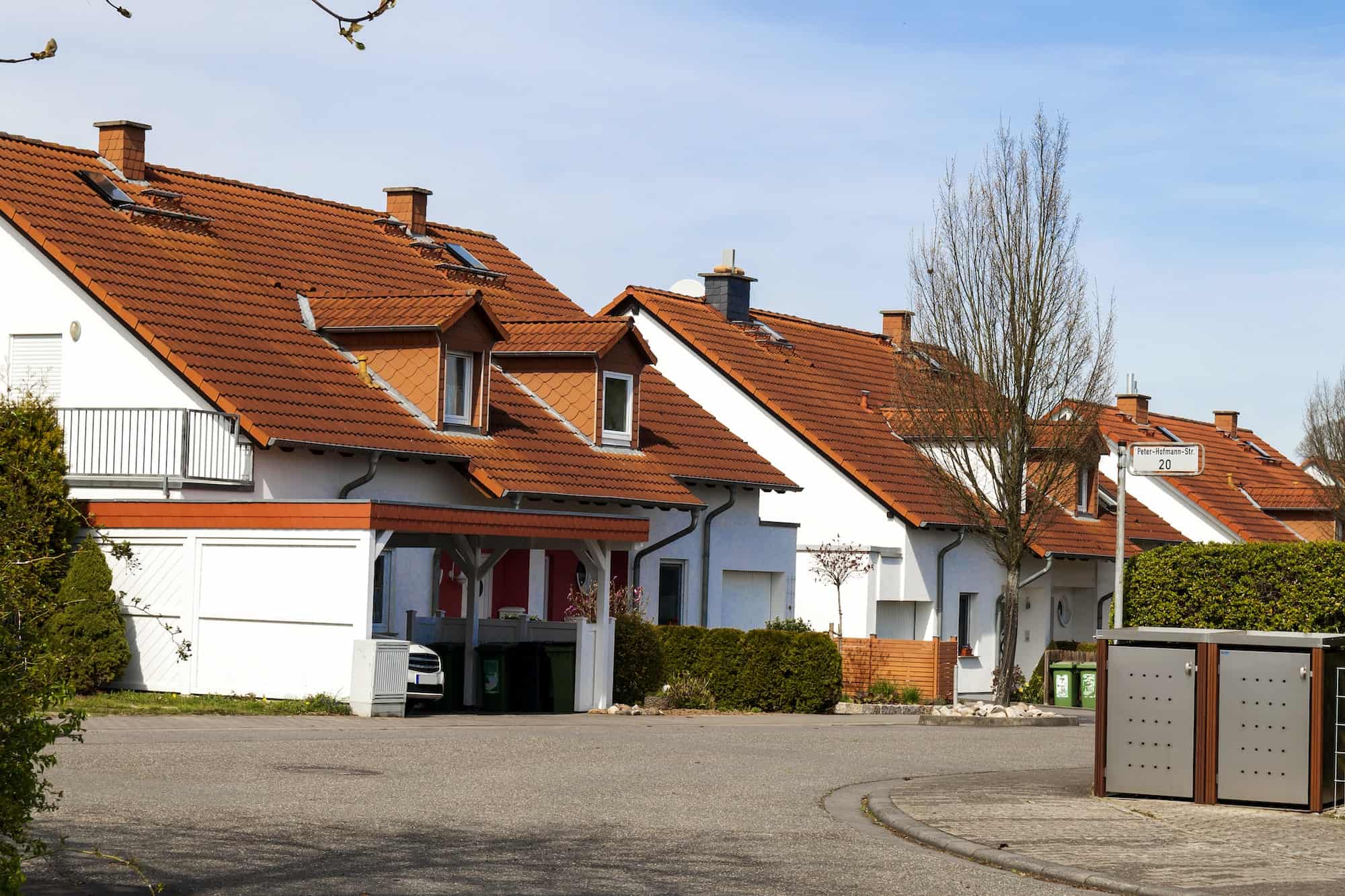 Roofing Cincinnati OH: Cost, Lifespan & Materials