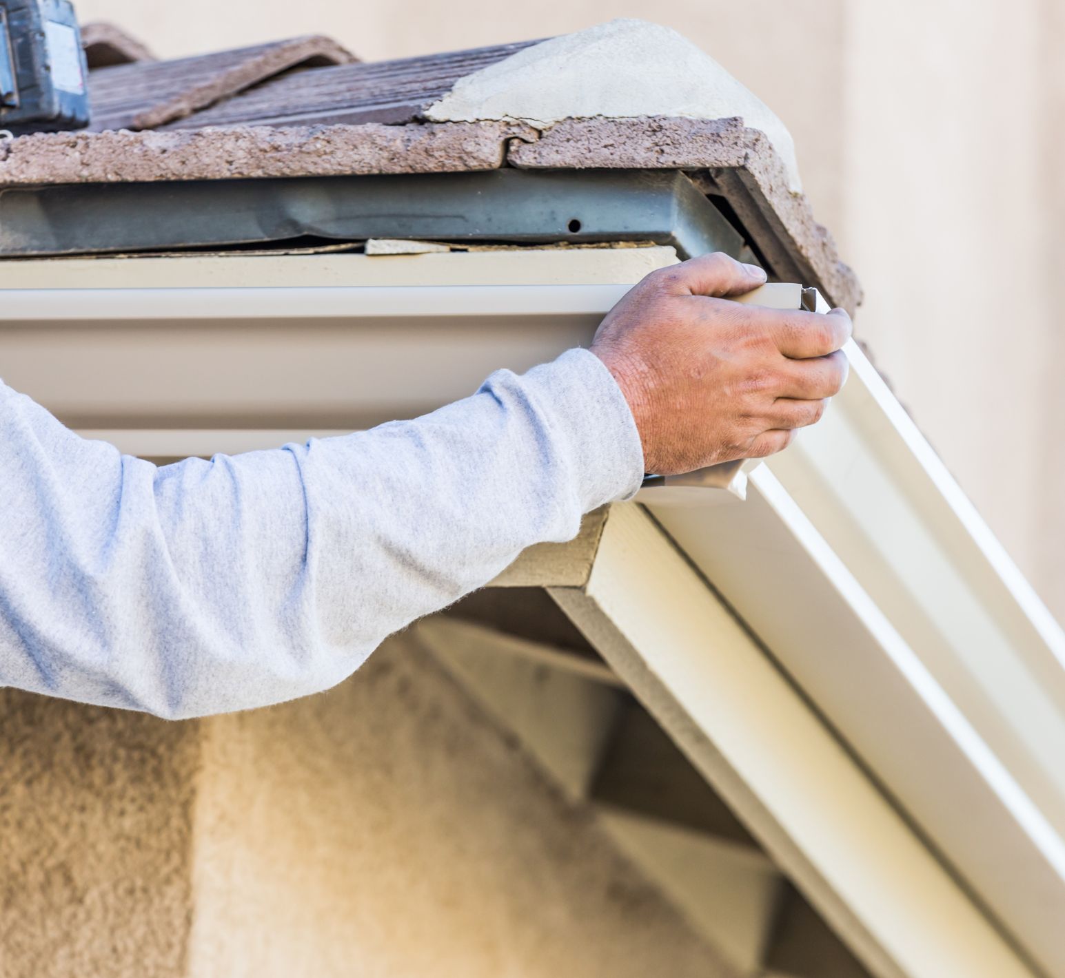 Why Cincinnati Homeowners Choose Our Gutter Installers