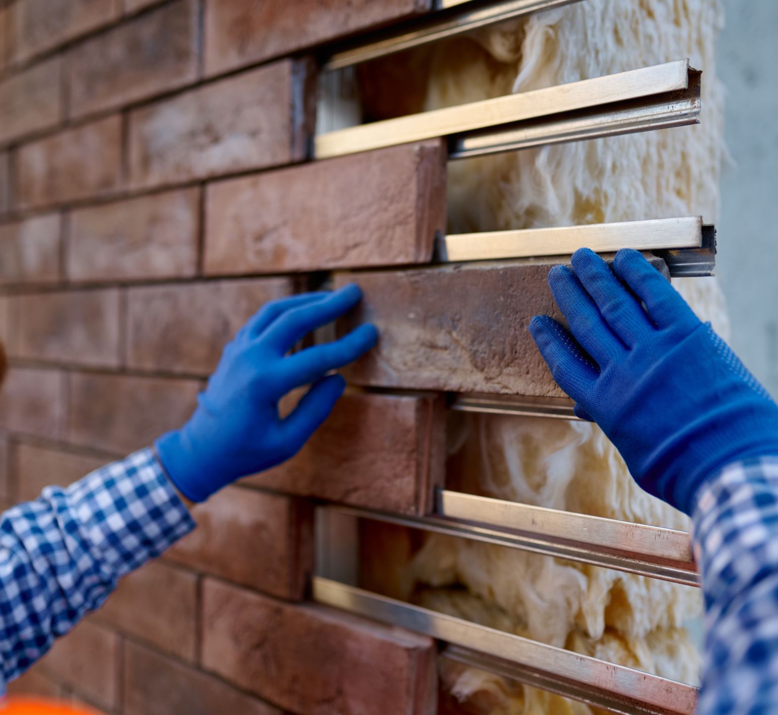 Why Cincinnati Homeowners Choose Our Siding Installers