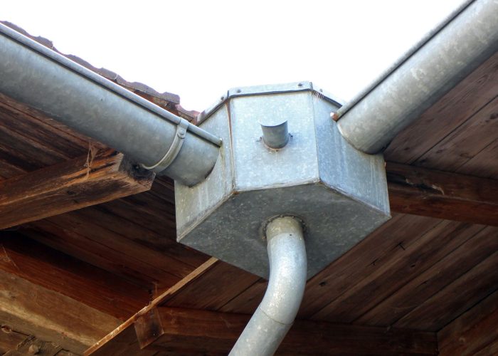 Seamless Steel Gutters